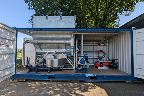 Technik-Container Aufbereitung für Biogasanlage mit textilem Fermenter